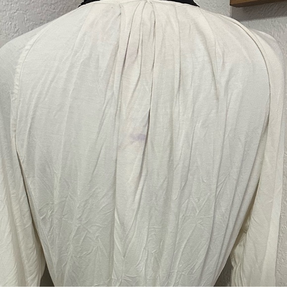 Anthropologie Tiny Embroidered Belted Ivory Shirt Dress -
size Medium - Picture 9 of 10